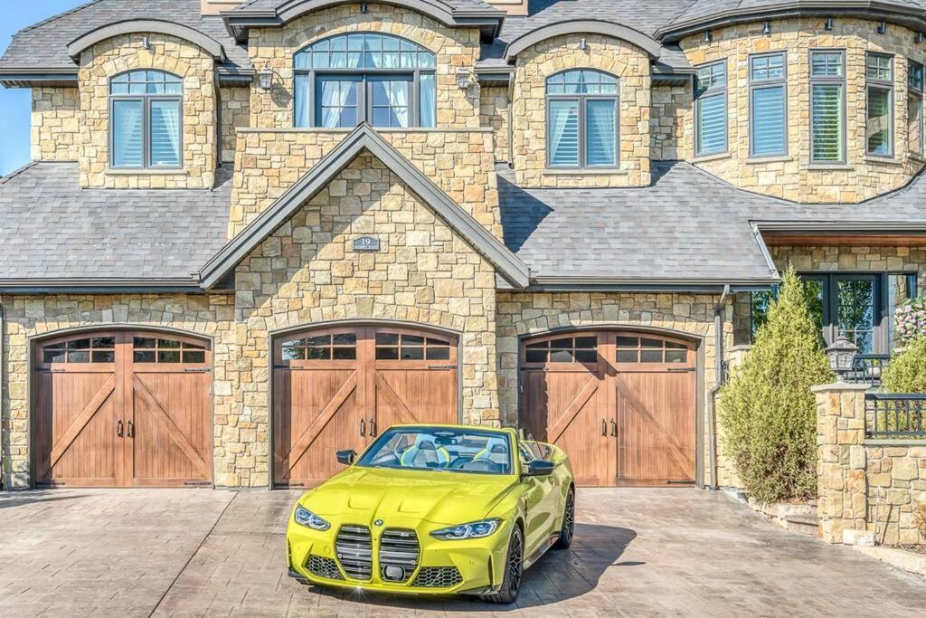 French Chateau W/Swim Spa & Theatre: 11,700 Sqft Calgary Exterior photo